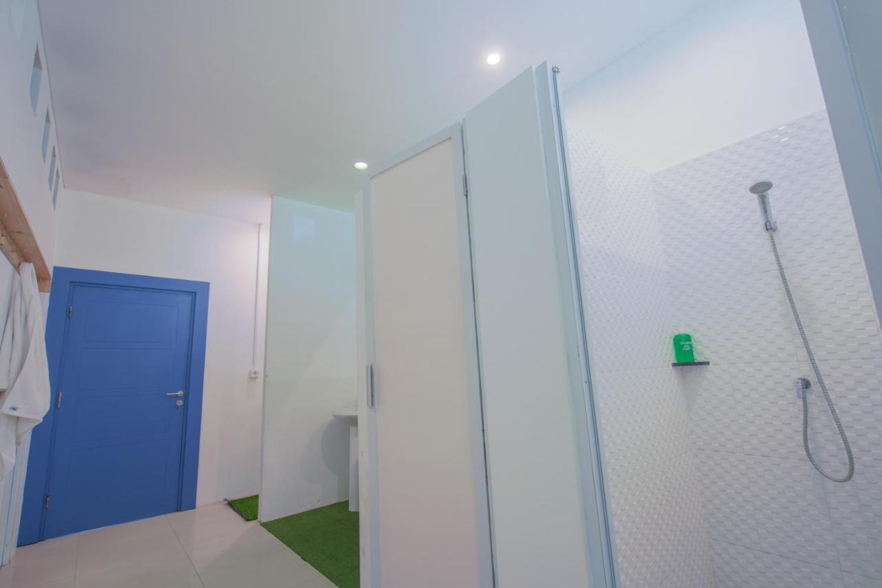 Capsule Inn Bali Легиан Экстерьер фото