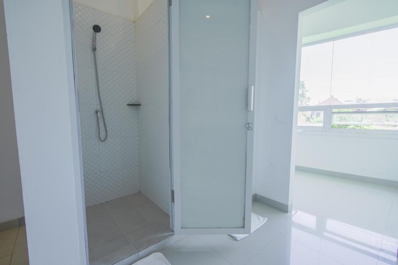 Capsule Inn Bali Легиан Экстерьер фото