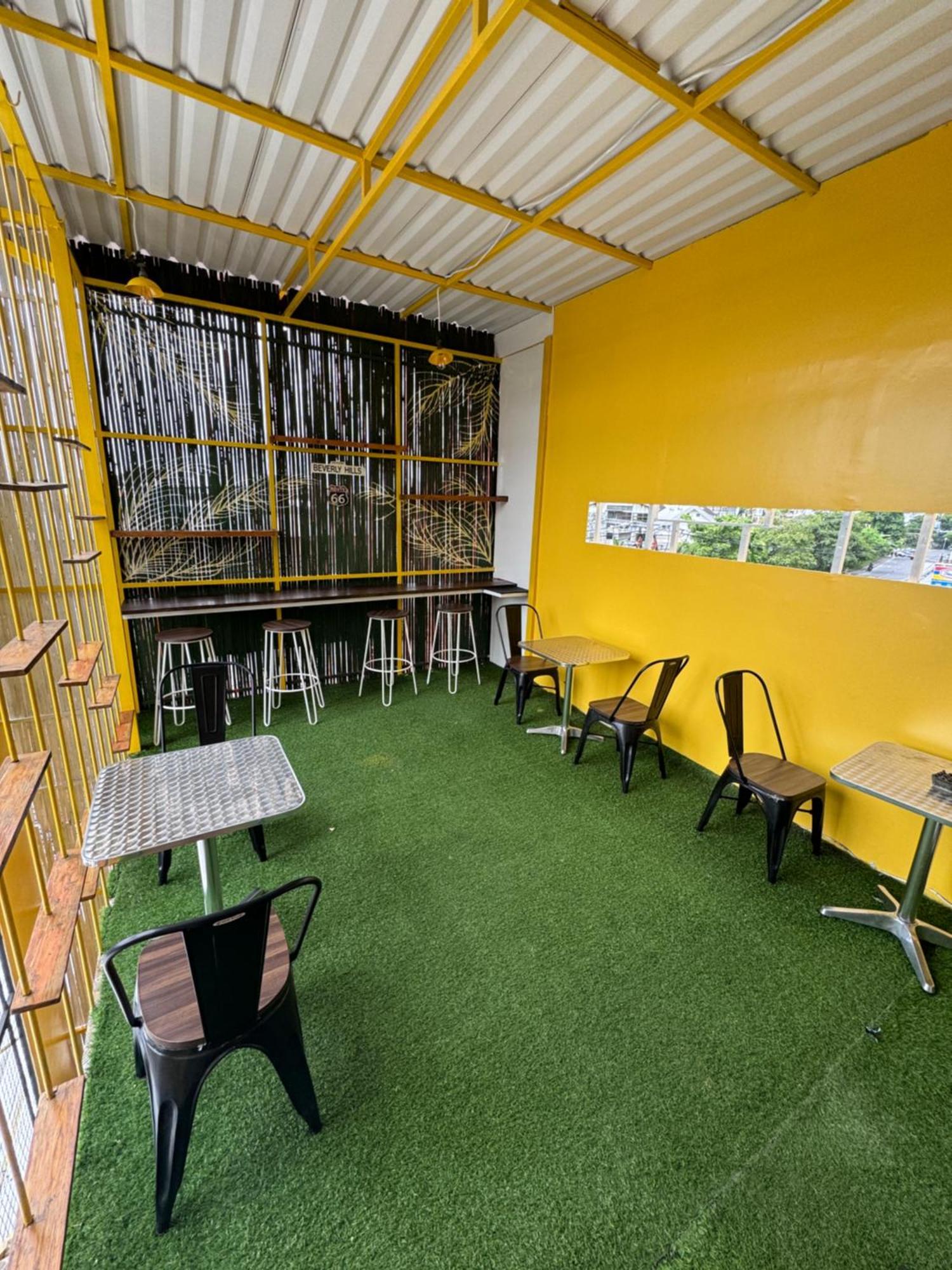 Capsule Inn Bali Легиан Экстерьер фото