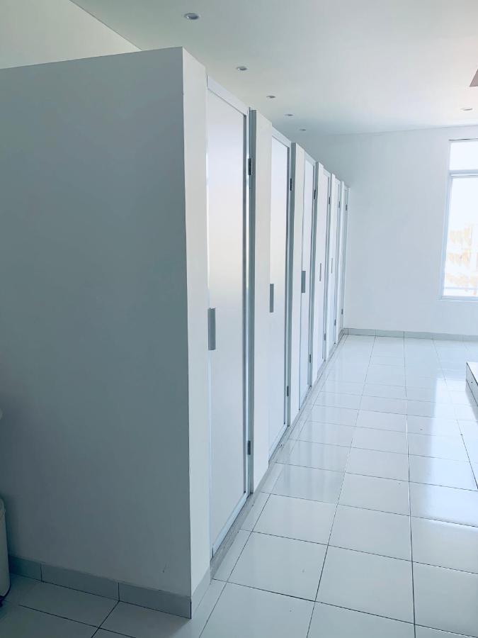 Capsule Inn Bali Легиан Экстерьер фото